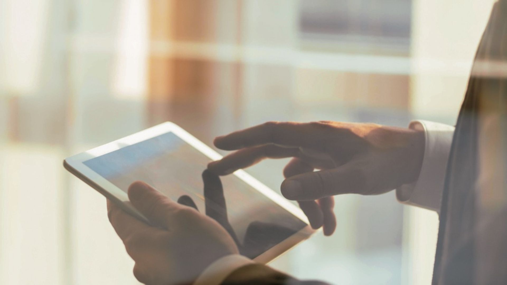 cloud-application_lp-header